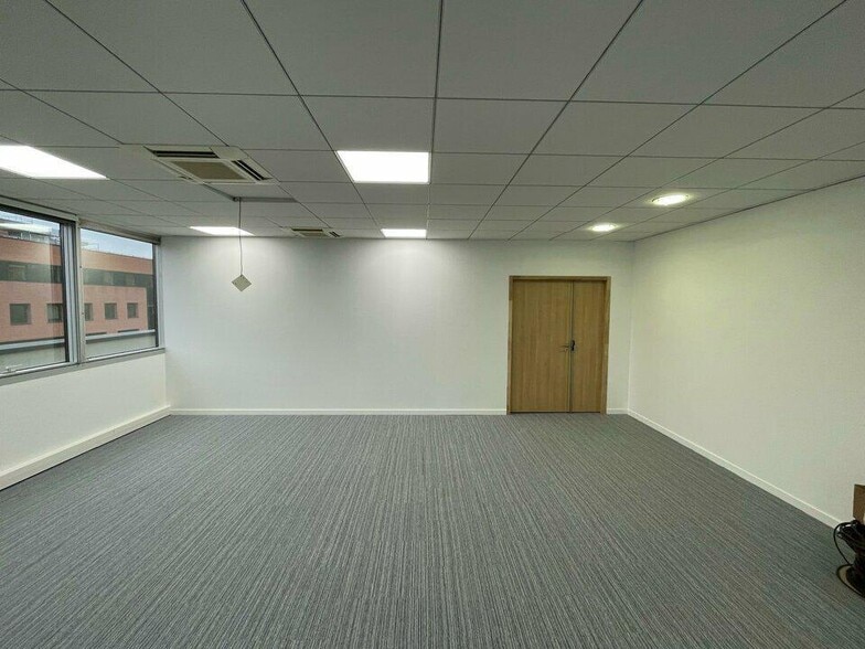 Bureau dans Meudon à louer - Photo intérieure - Image 2 de 7
