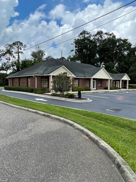 450107-450115 State Road 200, Callahan, FL à vendre - Photo du bâtiment - Image 2 de 21