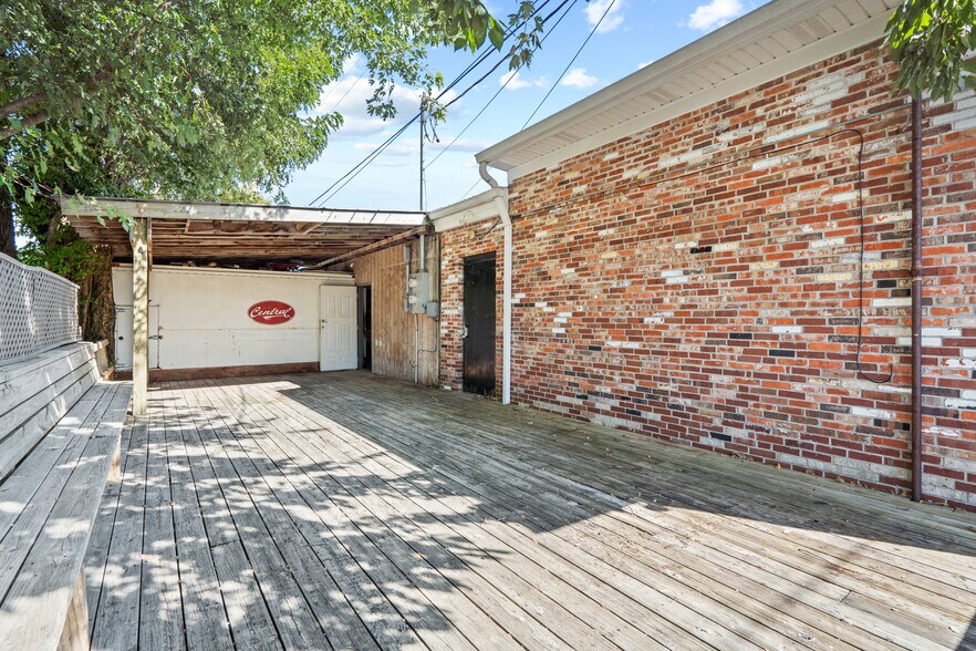 103 E Broadway, Ashland, MO for sale - Building Photo - Image 3 of 10