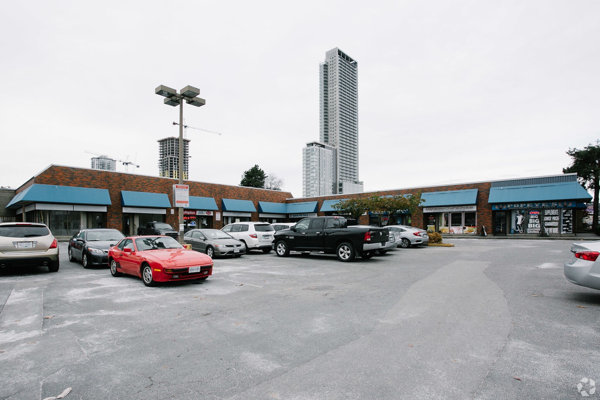 10225-10229 King George Blvd, Surrey, BC à vendre Photo principale- Image 1 de 1