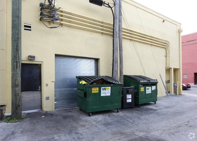 300 Miracle Mile, Miami, FL for lease - Building Photo - Image 3 of 7