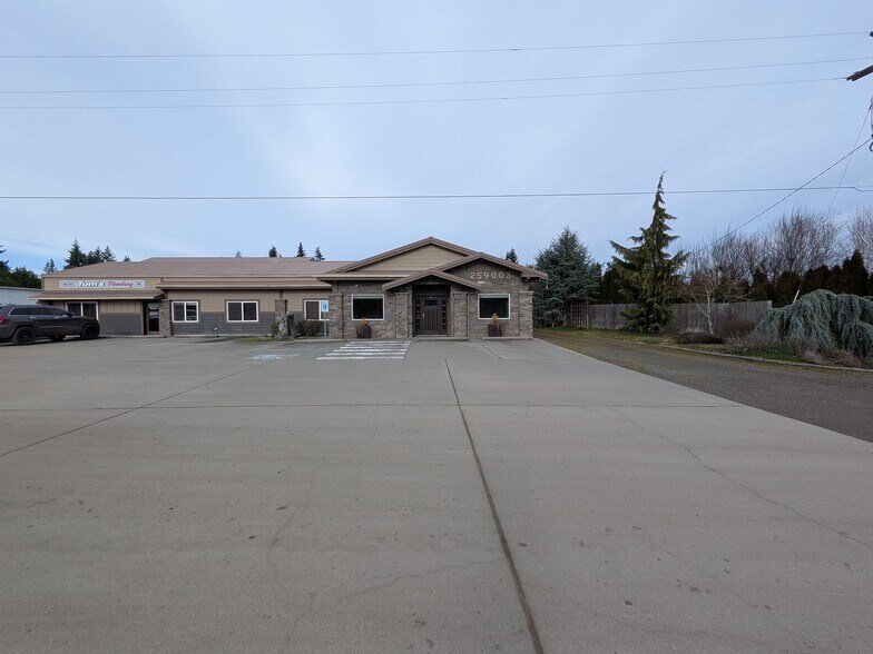 259003 Highway 101, Sequim, WA à louer - Photo du bâtiment - Image 2 de 31