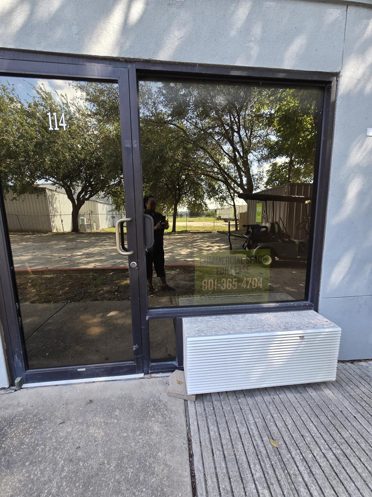 7302 Senate Ave Houston TX 77040, Houston, TX for lease Interior Photo- Image 1 of 9
