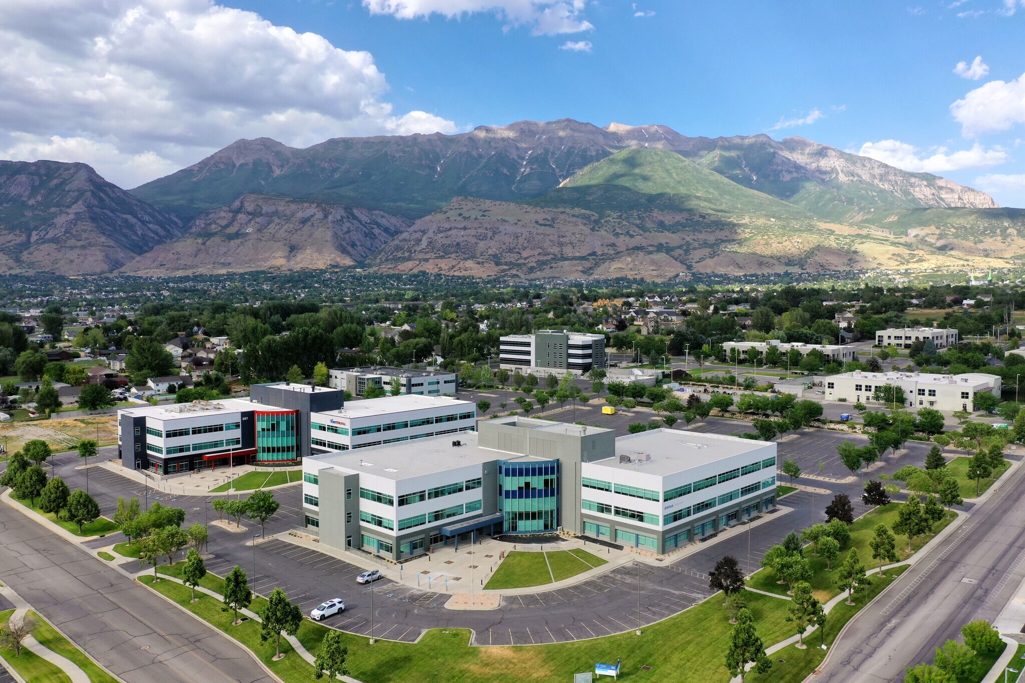 338 S 670 W, Lindon, UT à louer Photo principale- Image 1 de 15