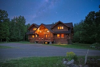 Plus de détails pour 465 Westover Rd, Two Harbors, MN - Spécialité à vendre
