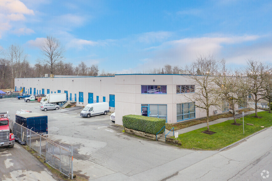 3060 Norland Ave, Burnaby, BC for lease - Building Photo - Image 3 of 9