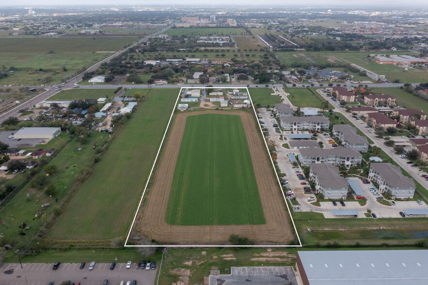 5502 S Sugar Rd - 9.72 Acres, Edinburg, TX à vendre - Photo principale - Image 1 de 6