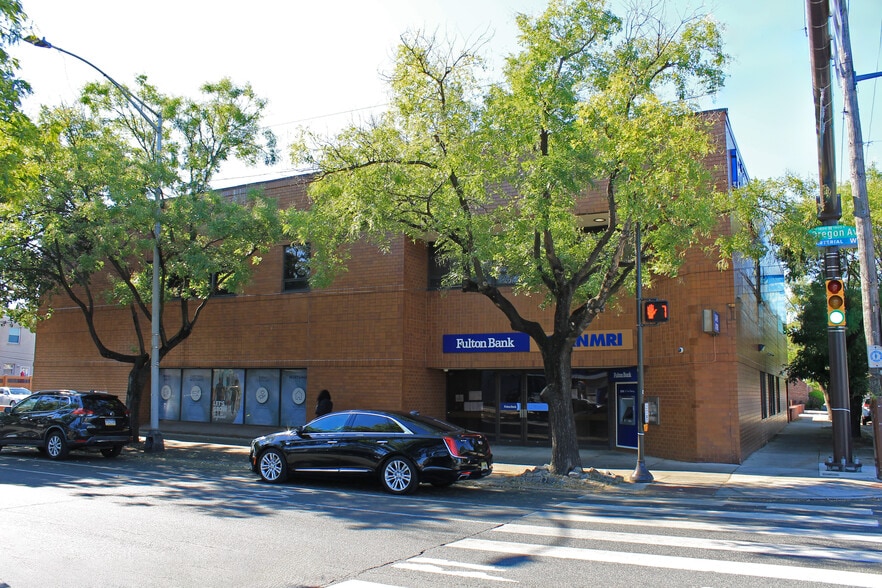 1834 W Oregon Ave, Philadelphia, PA for lease - Building Photo - Image 3 of 3