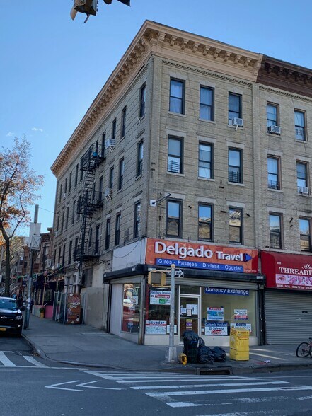 5501 5th Ave, Brooklyn, NY à vendre - Photo du bâtiment - Image 2 de 9