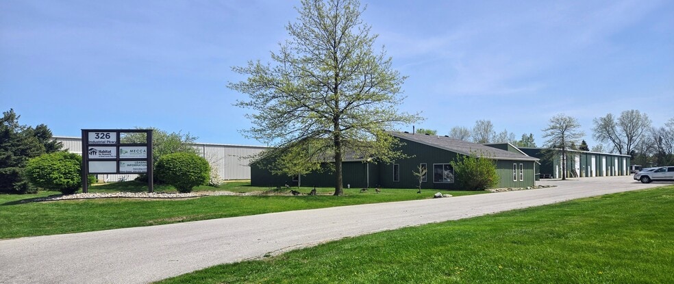 326 Industrial Pky, Bowling Green, OH for lease - Building Photo - Image 2 of 9