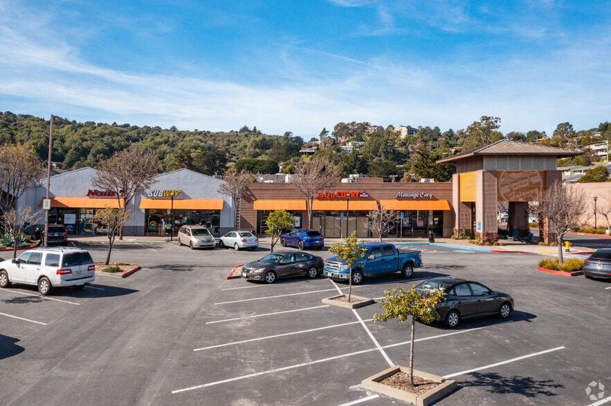 140-160 Donahue St, Sausalito, CA for lease - Building Photo - Image 1 of 8