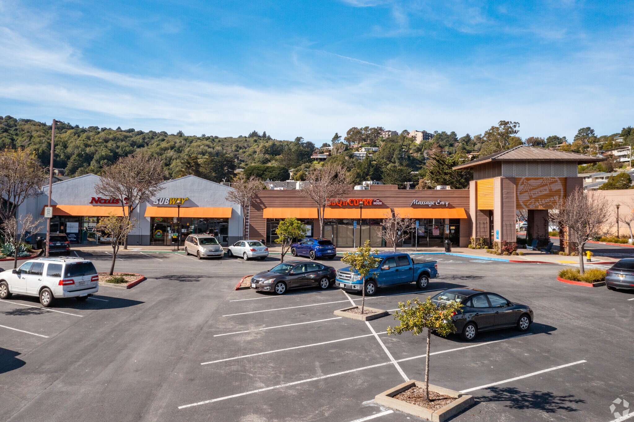 140-160 Donahue St, Sausalito, CA à louer Photo du bâtiment- Image 1 de 9