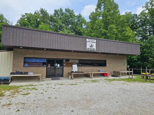 More details for 27090 Scott Hwy, Winfield, TN - Retail for Sale