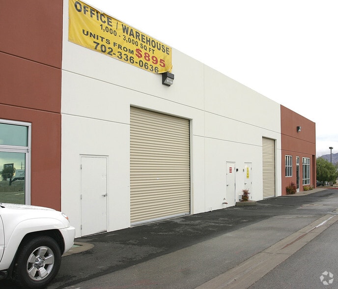 4560 Donovan Way, North Las Vegas, NV for lease - Building Photo - Image 3 of 5