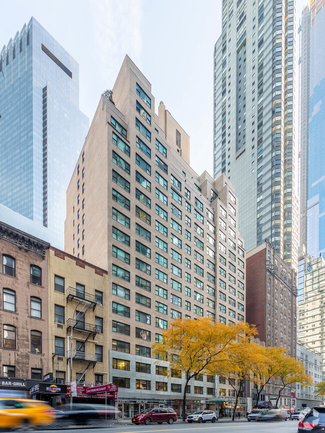 Plus de détails pour 315 W 57th St, New York, NY - Plusieurs types d'espaces à louer