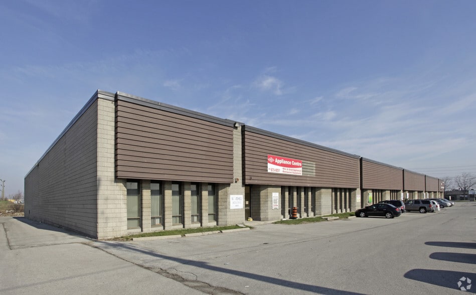 7475 Kimbel St, Mississauga, ON for lease - Building Photo - Image 3 of 6
