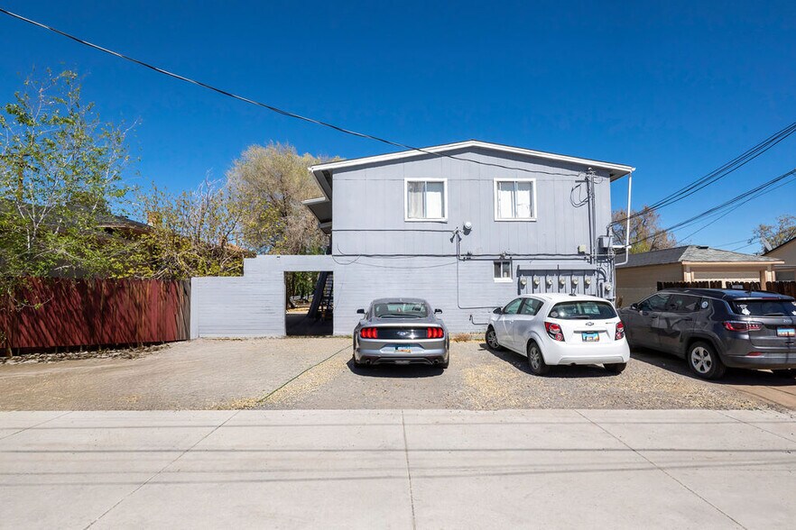 210 Claremont St, Reno, NV à vendre - Photo du bâtiment - Image 3 de 17