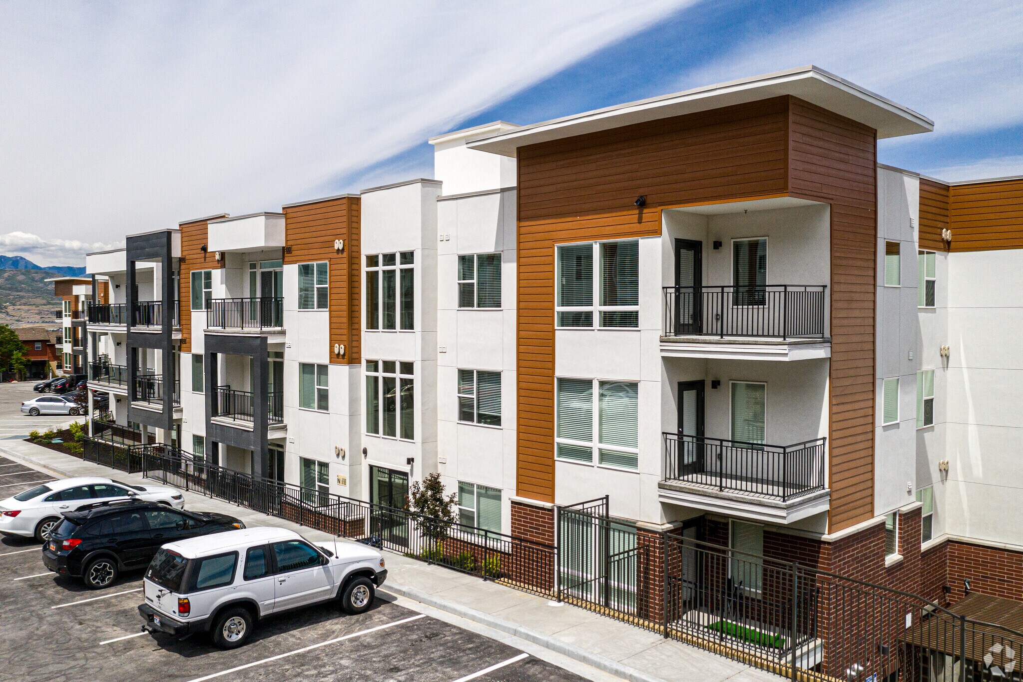 14747 S Draper Pointe Way, Draper, UT à louer Photo principale- Image 1 de 16