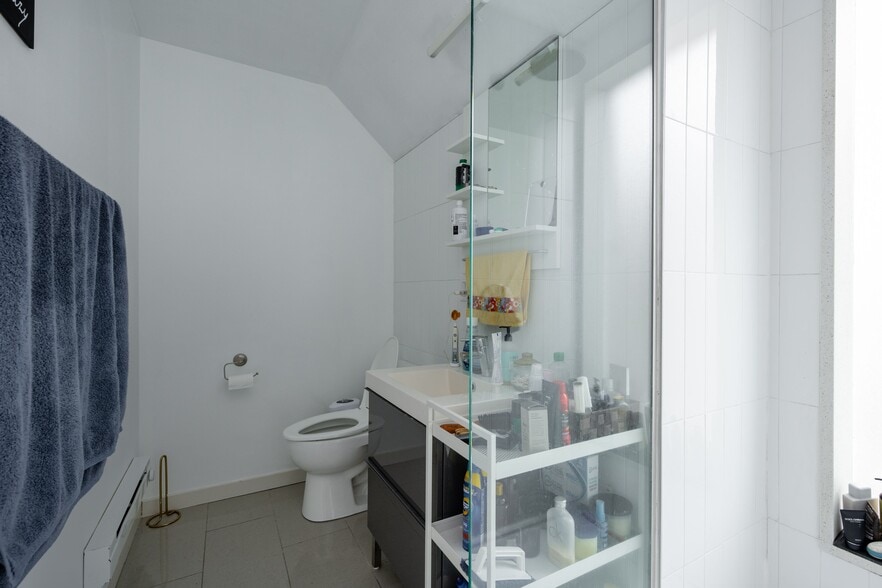 2234-2236 N Western Ave, Chicago, IL for sale - Interior Photo - Image 3 of 5