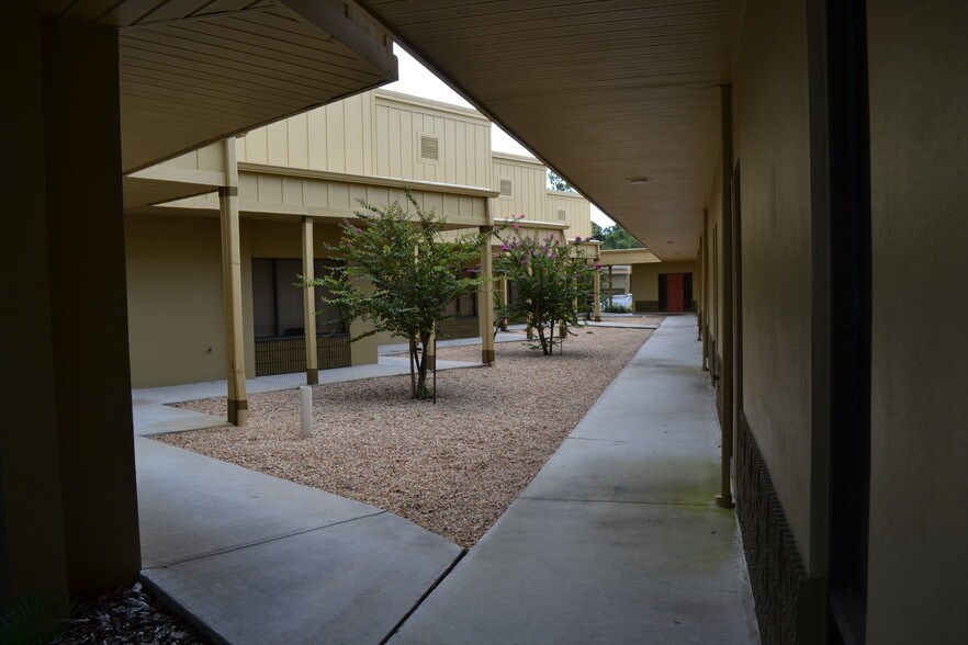 5304 S Florida Ave, Lakeland, FL à louer - Photo du bâtiment - Image 2 de 11