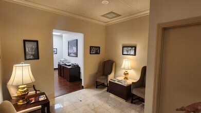 520 S 4th St, Las Vegas, NV for lease Interior Photo- Image 1 of 6