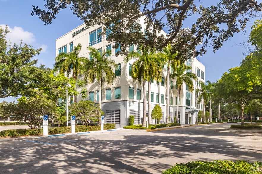 1250 S Pine Island Rd, Plantation, FL à louer - Photo du bâtiment - Image 1 de 19