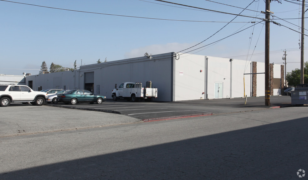 1662-1668 Industrial Rd, San Carlos, CA for sale - Building Photo - Image 3 of 3