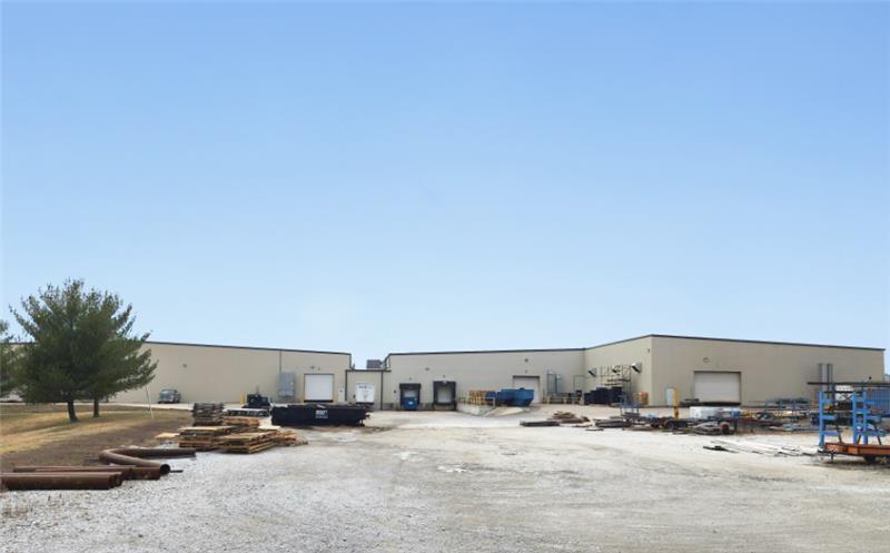 1011 Industrial Ct, Moscow Mills, MO à louer - Photo du bâtiment - Image 2 de 42