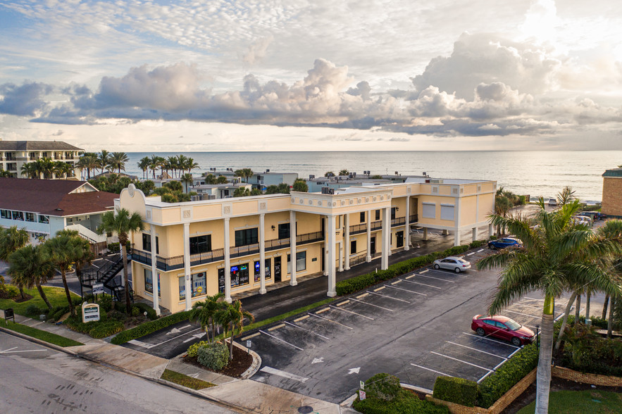 3402-3426 Ocean Dr, Vero Beach, FL à vendre - Photo du bâtiment - Image 1 de 1