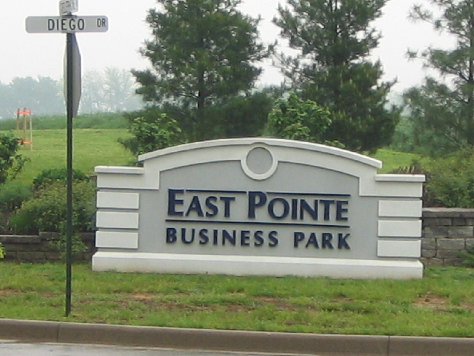 Marco Dr, Evansville, IN à vendre Photo du bâtiment- Image 1 de 3