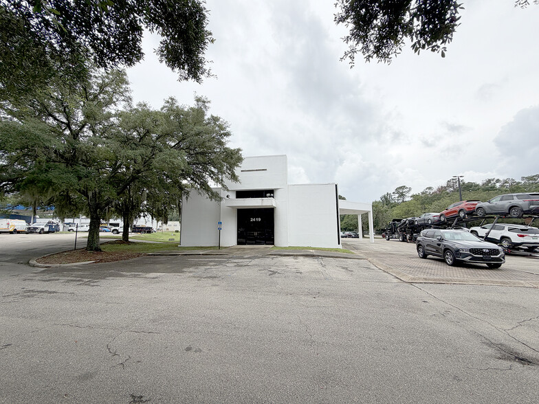 2419 W Tennessee St, Tallahassee, FL à louer - Photo du bâtiment - Image 3 de 11