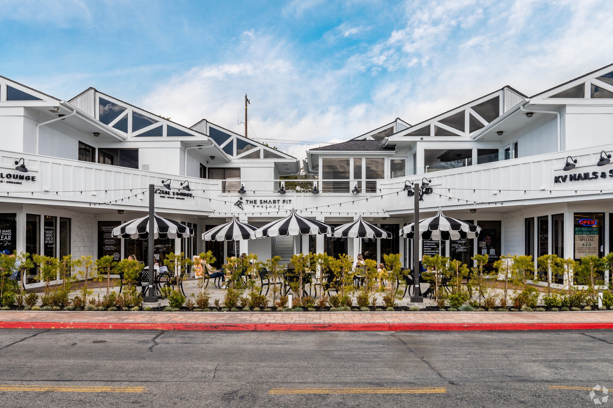 2651-2675 Irvine Ave, Costa Mesa, CA for lease Primary Photo- Image 1 of 32