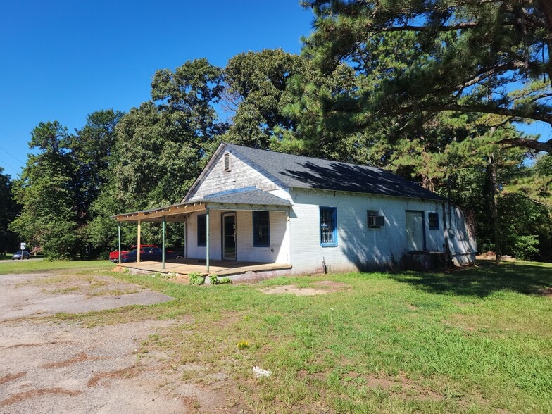 6795 Keith Bridge Rd, Gainesville, GA for lease - Building Photo - Image 1 of 10