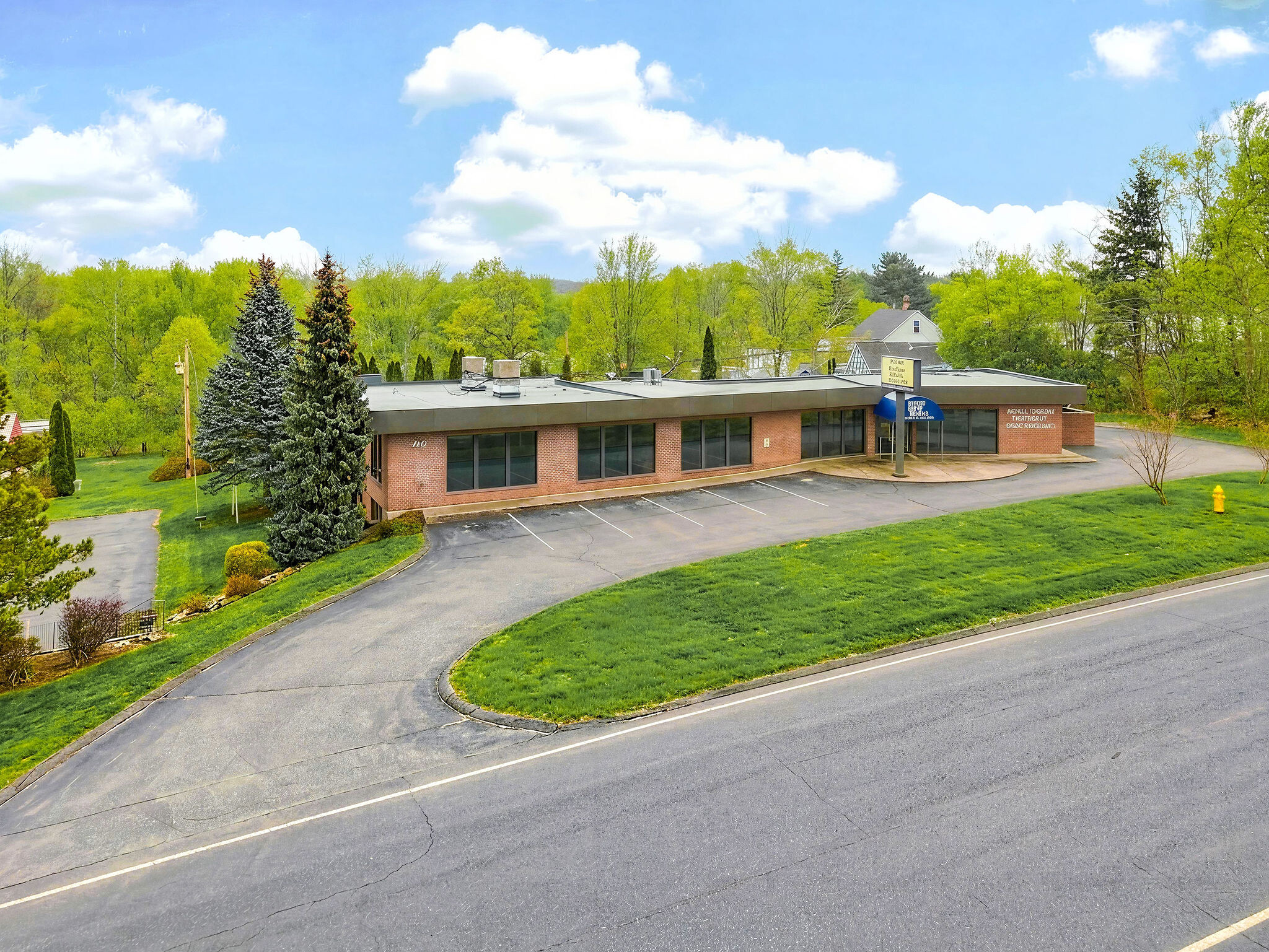 309 Daniel Webster Hwy, Merrimack, NH à vendre Photo du bâtiment- Image 1 de 12