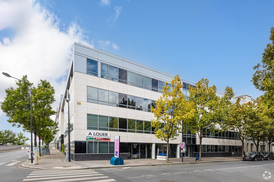 3 Rue De Brennus, Saint-Denis à louer - Photo du bâtiment - Image 2 de 5