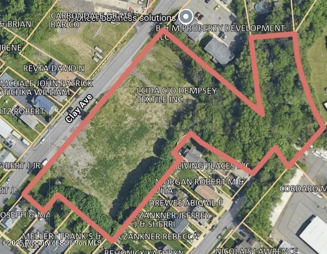 1310 Clay Ave, Scranton, PA à vendre - Photo du bâtiment - Image 1 de 1