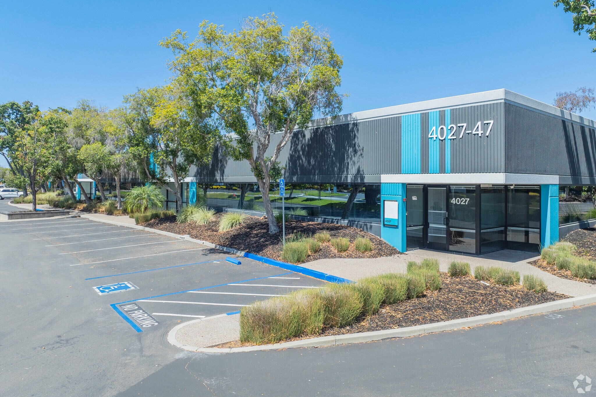 4027-4047 Clipper Ct, Fremont, CA for lease Primary Photo- Image 1 of 8