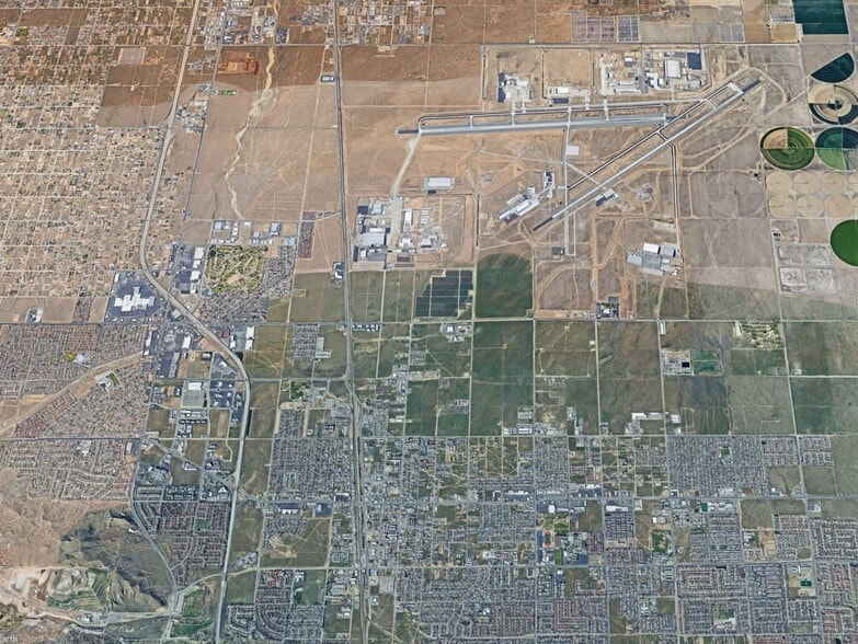 39445 15th St, Palmdale, CA for sale - Aerial - Image 1 of 3