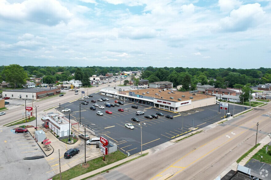 4513-4519 W Main St, Belleville, IL à louer - Photo du bâtiment - Image 3 de 3