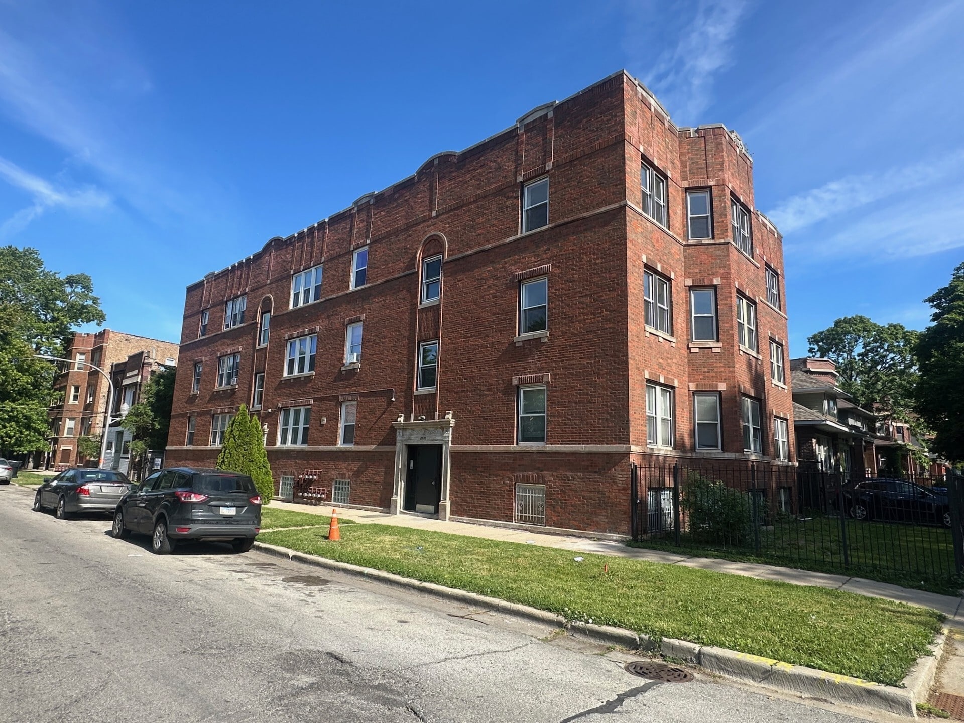 2666-2670 E 78th St, Chicago, IL à vendre Photo principale- Image 1 de 9