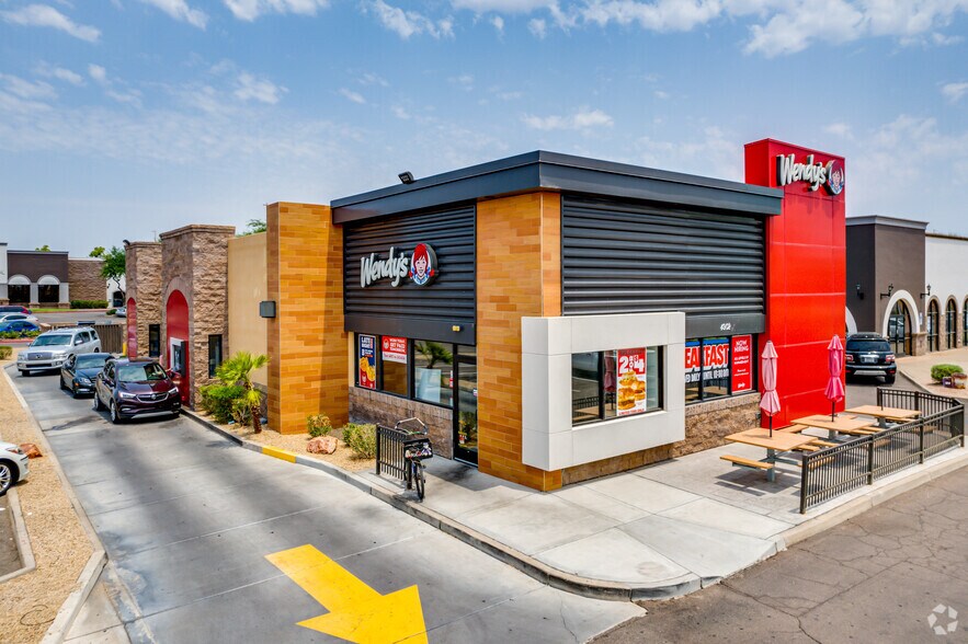 4902 E Ray Rd, Phoenix, AZ à louer - Photo du bâtiment - Image 2 de 3