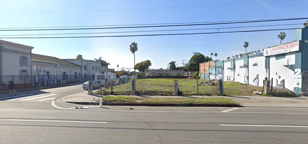 4921 S Figueroa St, Los Angeles, CA for sale - Building Photo - Image 3 of 12