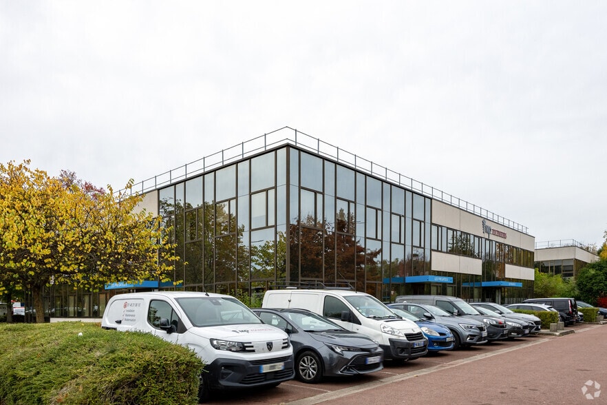 13 Rue De La Perdrix Les Fregates 5, Tremblay-en-France for lease - Building Photo - Image 3 of 3