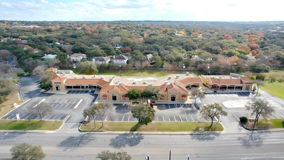 16350 Blanco Rd, San Antonio, TX à louer - Photo du bâtiment - Image 2 de 7