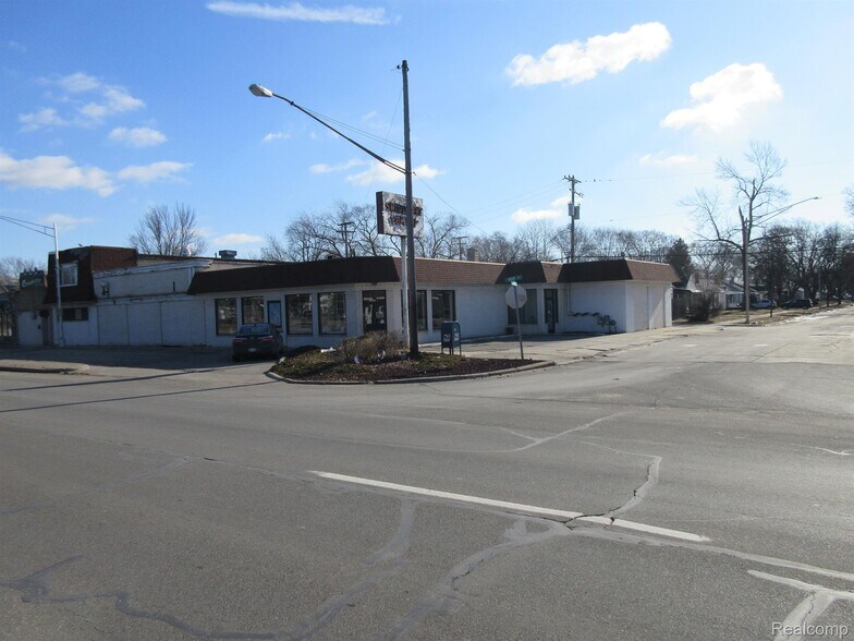 19200 Kelly Rd, Detroit, MI à vendre - Photo du bâtiment - Image 3 de 28