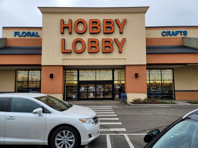 11711 Princeton Pike, Cincinnati, OH à louer - Photo du bâtiment - Image 3 de 26