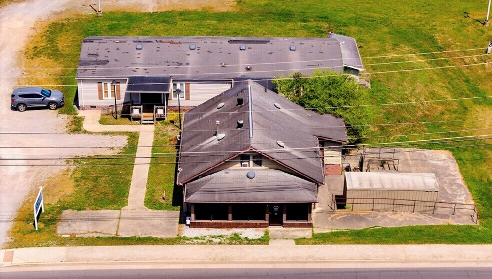 347 Thompson Rd, Pikeville, KY à vendre - Photo du bâtiment - Image 3 de 12