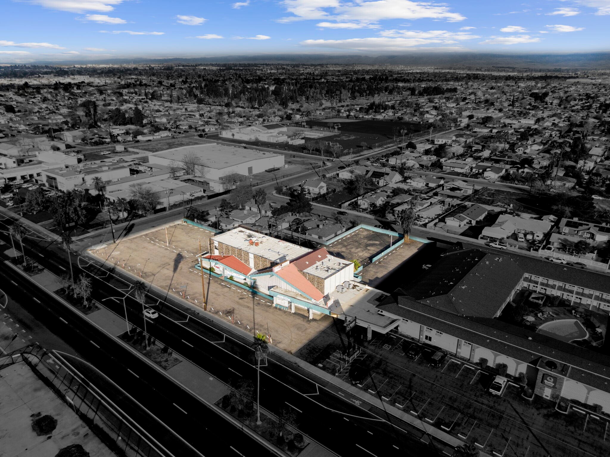 276 Union Ave, Bakersfield, CA for sale Aerial- Image 1 of 17