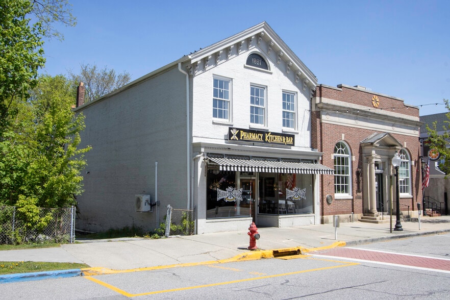 62 W Main St, Goshen, NY à vendre - Photo du bâtiment - Image 3 de 24
