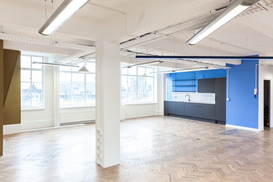 75-77 Margaret St, Londres à louer - Photo du bâtiment - Image 3 de 5